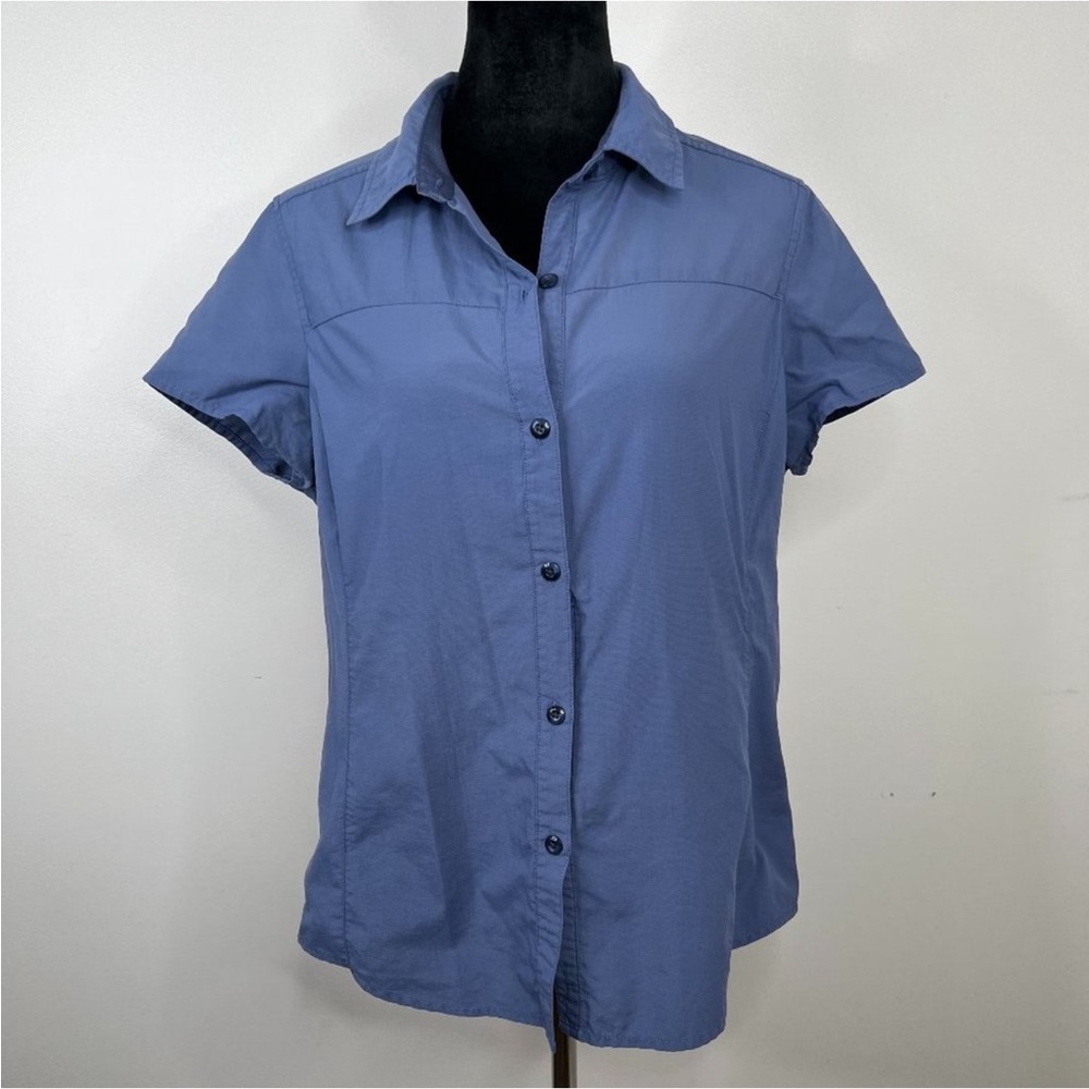REÍ Women’s Vented Short Sleeve Fishing - Outdoor Shirt with Mesh & Zippers Size